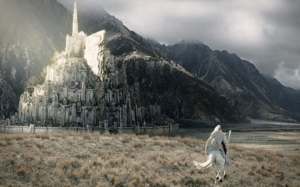 gandalf-galopping-to-minas-tirith-lord-of-the-rings-5883