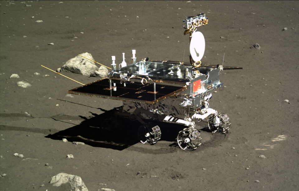 Çin'in Mars'a indirmeye hazırlandığı Chang E 3 kodlu prototip.