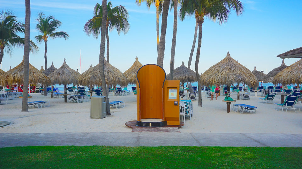 sun-safety-by-using-spray-tan-booth-technology
