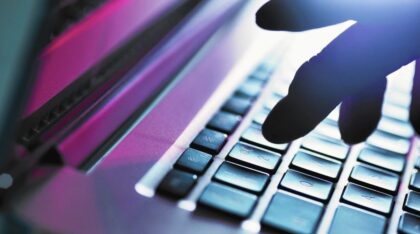 Porno sitelerine yaş doğrulaması