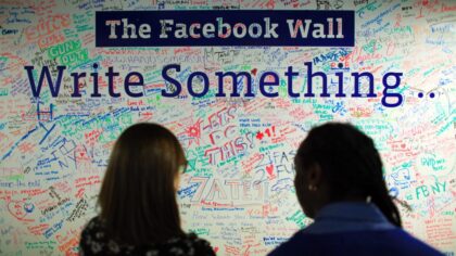Facebook haber editörlerini işten çıkardı