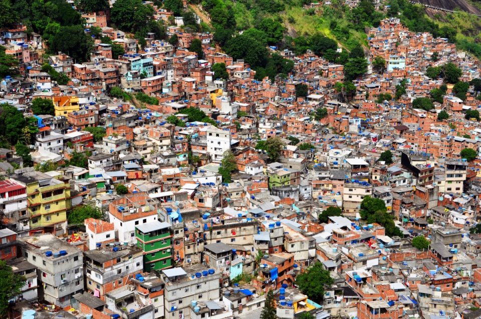 favela_closeup (1200x797)
