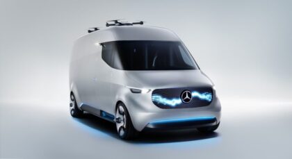 Mercedes’in kargoya özel drone’lu aracı