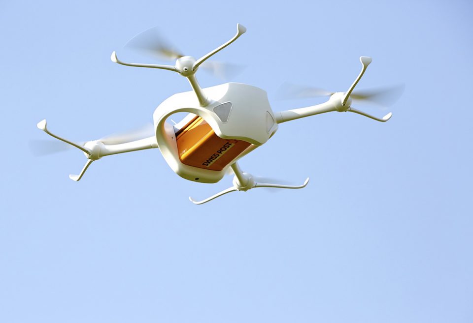 İsviçre Posta Servisi'nin kargo drone'ları