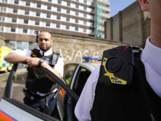 Londra polisine giyilebilir kamera