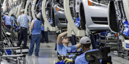 Volkswagen 30 bin kişiyi işten çıkaracak