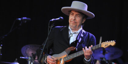 Bob Dylan, Nobel ödül törenine katılmayacak