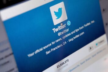 Twitter yüz binlerce hesabı askıya aldı