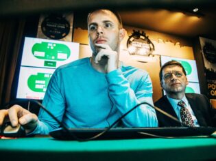 Pokerde de şampiyon yapay zeka