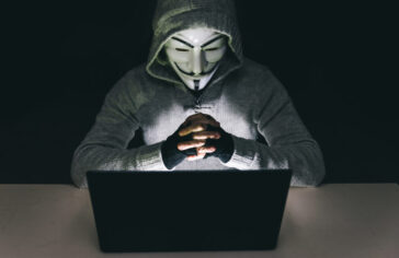Anonymous’un çocuk pornosu savaşı