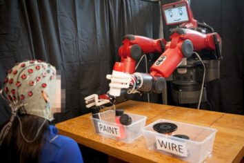 Beyin kontrolüyle hatasından dönen robot
