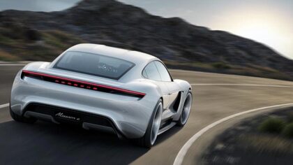 Porsche’nin 15 dakikada şarj olabilen modeli