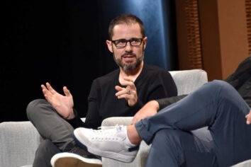 Ev Williams Twitter’daki hisselerini satıyor