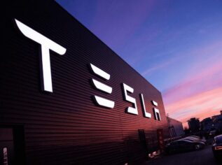 Tesla’nın bulut hesabı kripto para üretme amacıyla hack’lendi