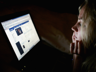 Facebook TV bu yaz yayına başlıyor