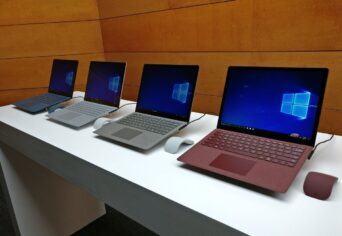 Dizüstü Microsoft Surface tanıtıldı