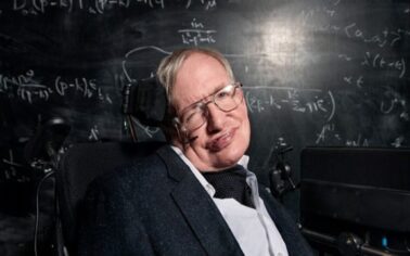 Hawking: “İnsanlık Dünya’yı terk etmeli”