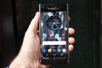 Lüks telefon üreticisi Vertu batıyor