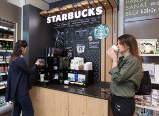 Baristasız Starbucks Türkiye’de hizmete girdi