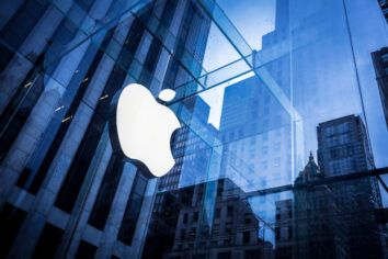 Kızının iPhone X videosu Apple çalışanını işinden etti