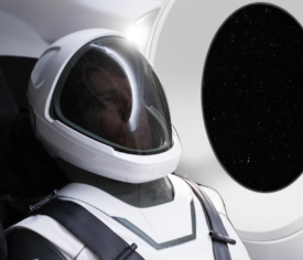 Elon Musk, Space X’in astronot kıyafetini tanıttı
