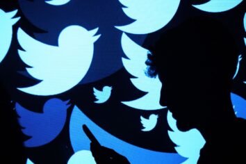 Twitter tweet zinciri için çalışıyor