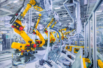 Endüstriyel robotların yetenekleri artıyor, maliyetleri düşüyor