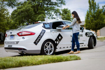 Ford, otonom pizza dağıtım ağı test ediyor