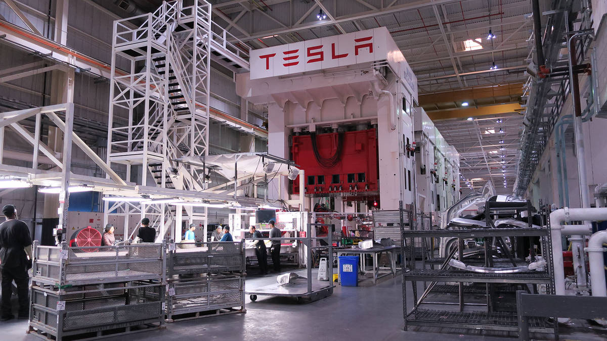 Tesla, Çin’de fabrika kuracak