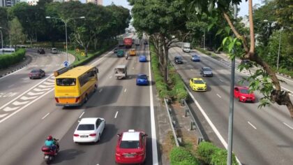 Singapur 2018’de motorlu araç sayısını sabitleyecek
