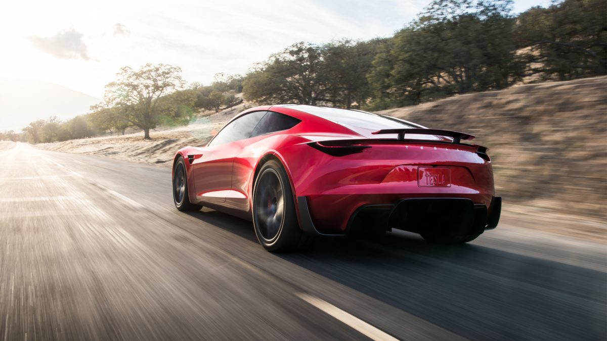 Tesla, Semi ve Roadster modellerini tanıttı
