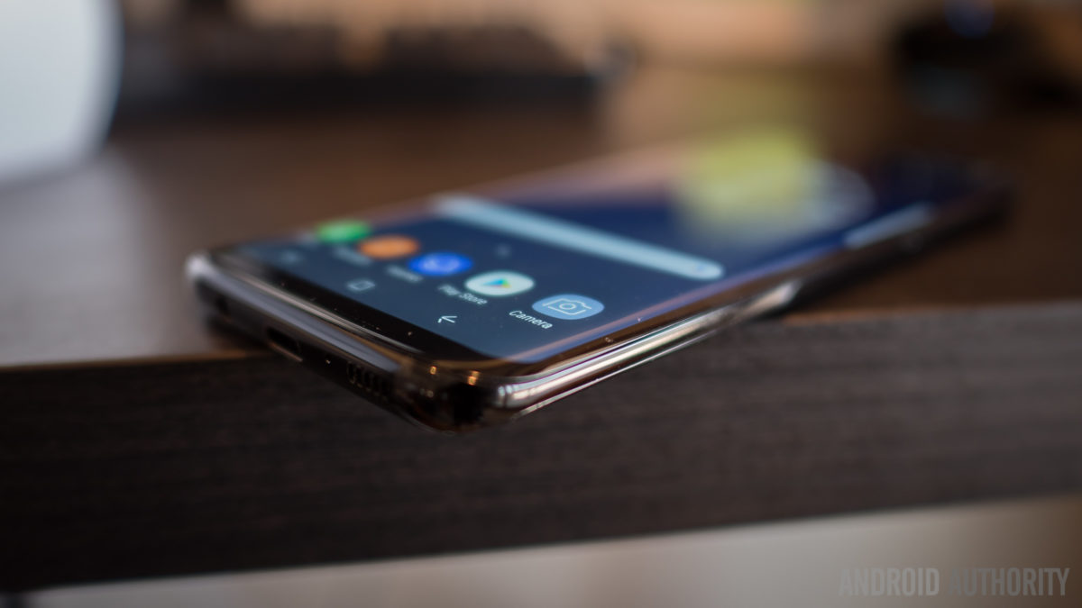 Samsung çift ekranlı bir telefon çıkartabilir