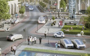 Mercedes ve Bosch sürücüsüz taksi denemelerine başlıyor