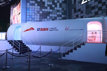 Virgin ilk Hyperloop One yolcu kapsülünün prototipini duyurdu