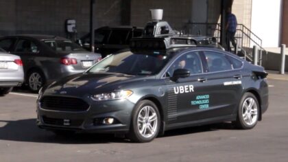 Uber’in sürücüsüz aracı bir yayanın ölümüne sebep oldu