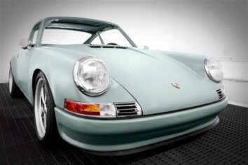 Porsche 911’i elektrikliye dönüştüren garaj