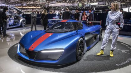 Pininfarina bin 500 beygirlik elektrikli otomobilini tanıttı