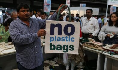 Mumbai plastik kullanımını yasakladı