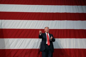 Cambridge Analytica ekibi Donald Trump kampanyasında çalışıyor