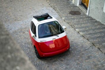 Elektrikli şehir otomobili Microlino yola çıkmaya hazır