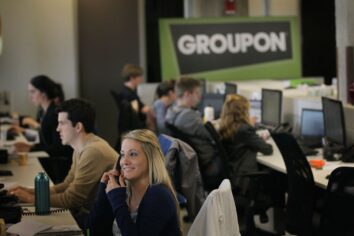 Groupon yeni sahibini arıyor