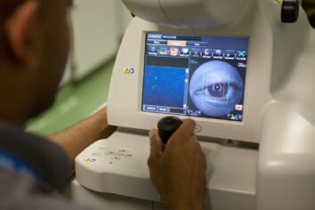 50 göz hastalığına teşhis koyabilen yapay zeka
