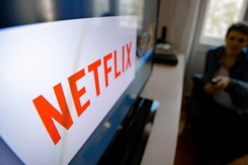 Netflix’te yorumlar gitti, reklamlar geldi