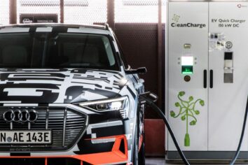 Audi tamamen elektrikli ilk SUV modelinin üretimine başladı