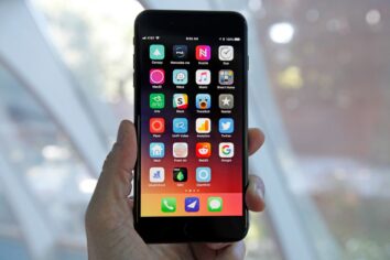 Apple iPhone X, XS ve Max hakkında hatalı bilgi vermiş