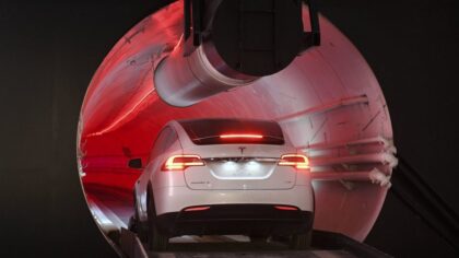 Elon Musk ilk test tünelini tanıttı
