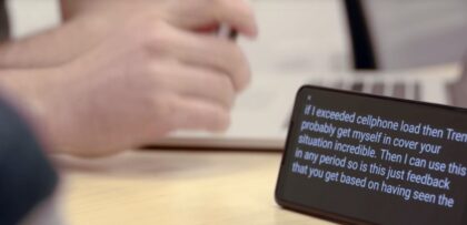 Google işitme engelliler için iki yeni uygulama tanıttı