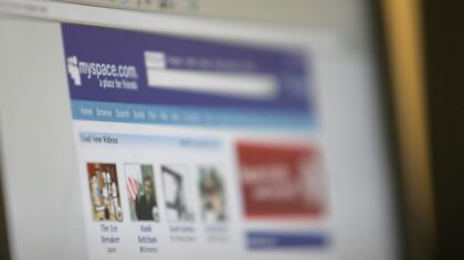 MySpace’in 12 yıllık dijital arşivi buhar oldu