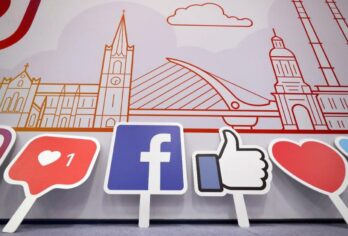 Facebook 1,5 milyon kullanıcısının kişi listesine izinsiz erişti