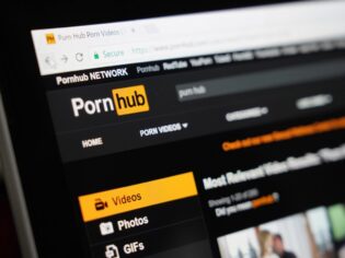PornHub, Tumblr’ı satın almak istiyor